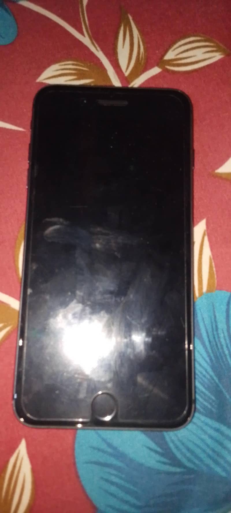 Apple iPhone 8 Plus 5