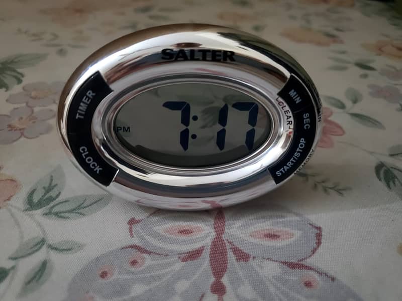 Salter Kitchen Timer with Digital Transparent Display 0
