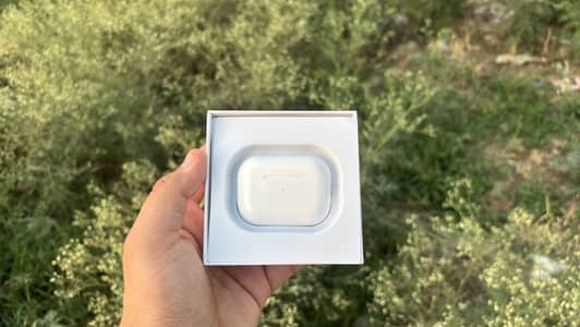Ear Buds 2 pro with all Accessories Catagory A Quality