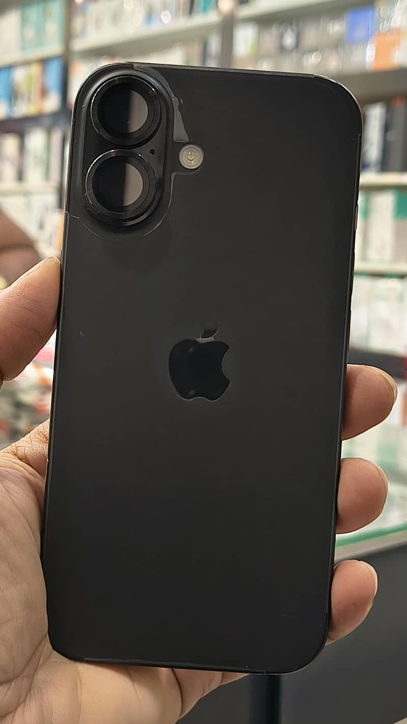 iPhone 16 JV 8