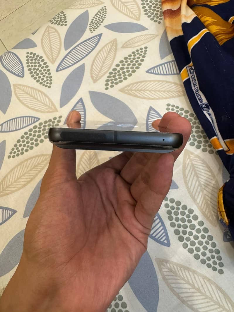 Google Pixel 8 3