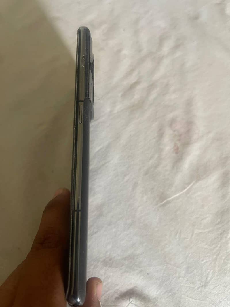 One Plus 11 4