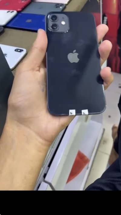 Apple iPhone 12