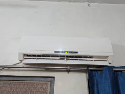 Gree AC Urgent Sale (Non Inverter)