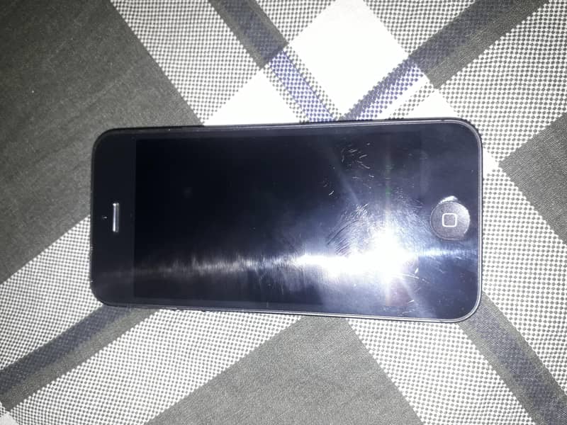 Apple iPhone 5 7