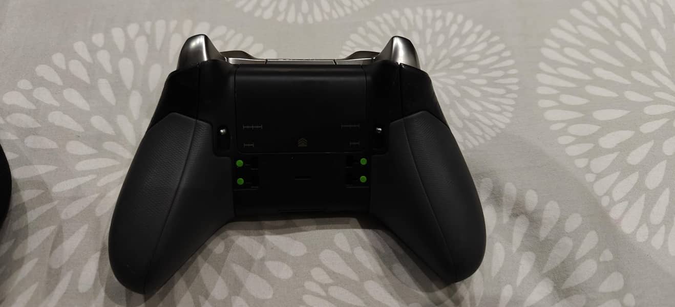 Xbox elite 1 controller 1
