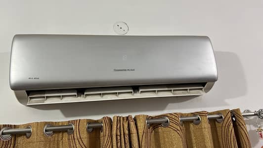 Chenhong ruba Ac DC invatar condition 10/9 All Ok