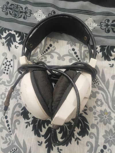 headphones
