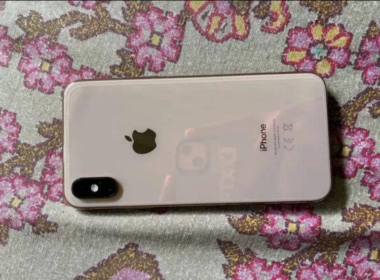 iPhone Xs 0