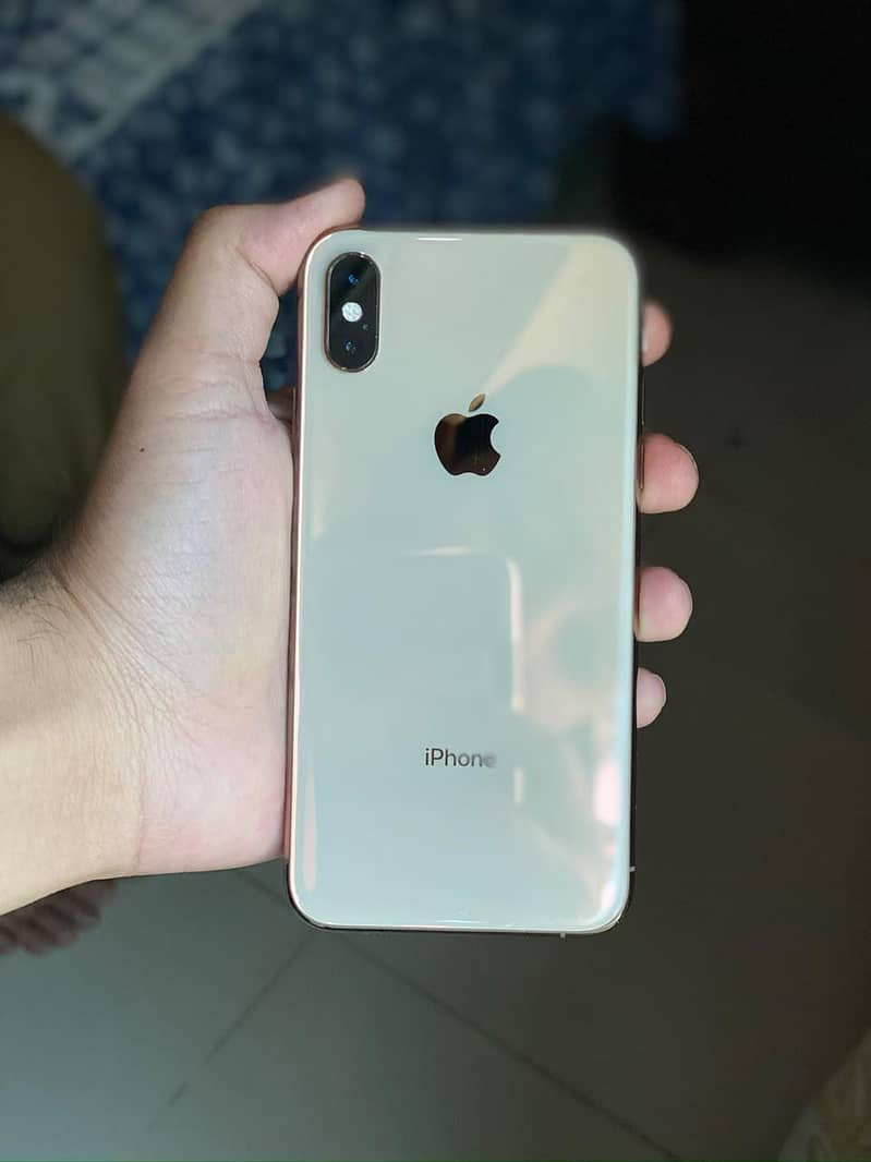 iphone xs 3