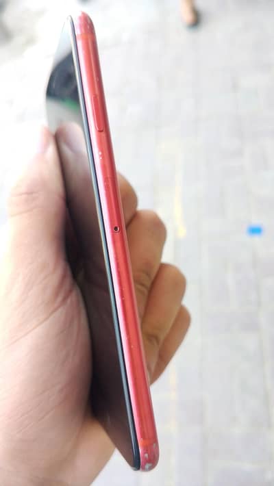 Apple iPhone SE
