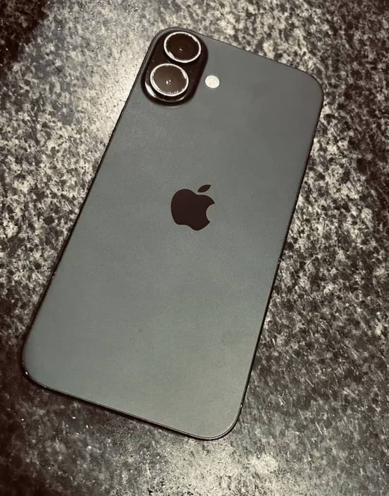 Apple iPhone 16 Plus 0