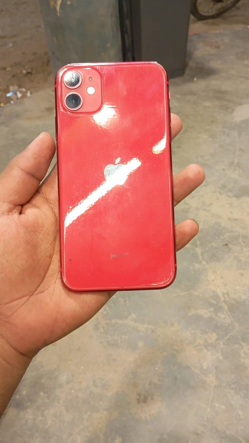 Apple iPhone 11 4