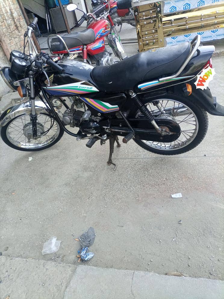 CD-100 2012 Model 0