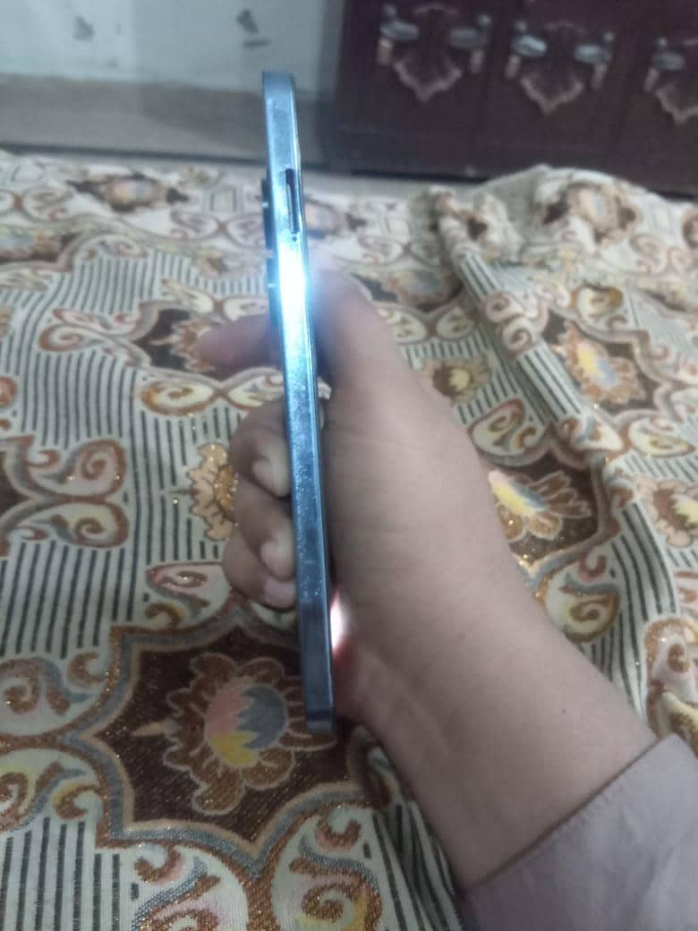 Tecno CAMON 20 3