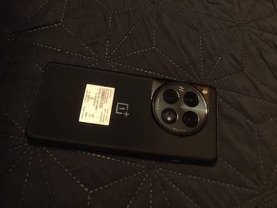 One Plus 12 - 16 GB / 512 GB - Excellent Condition - Non PTA