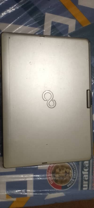 Fujitsu Lifebook T Series core i3