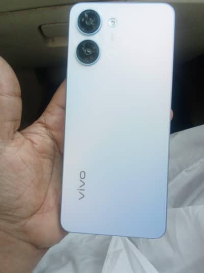 Vivo Y05 box open only Urgent sale