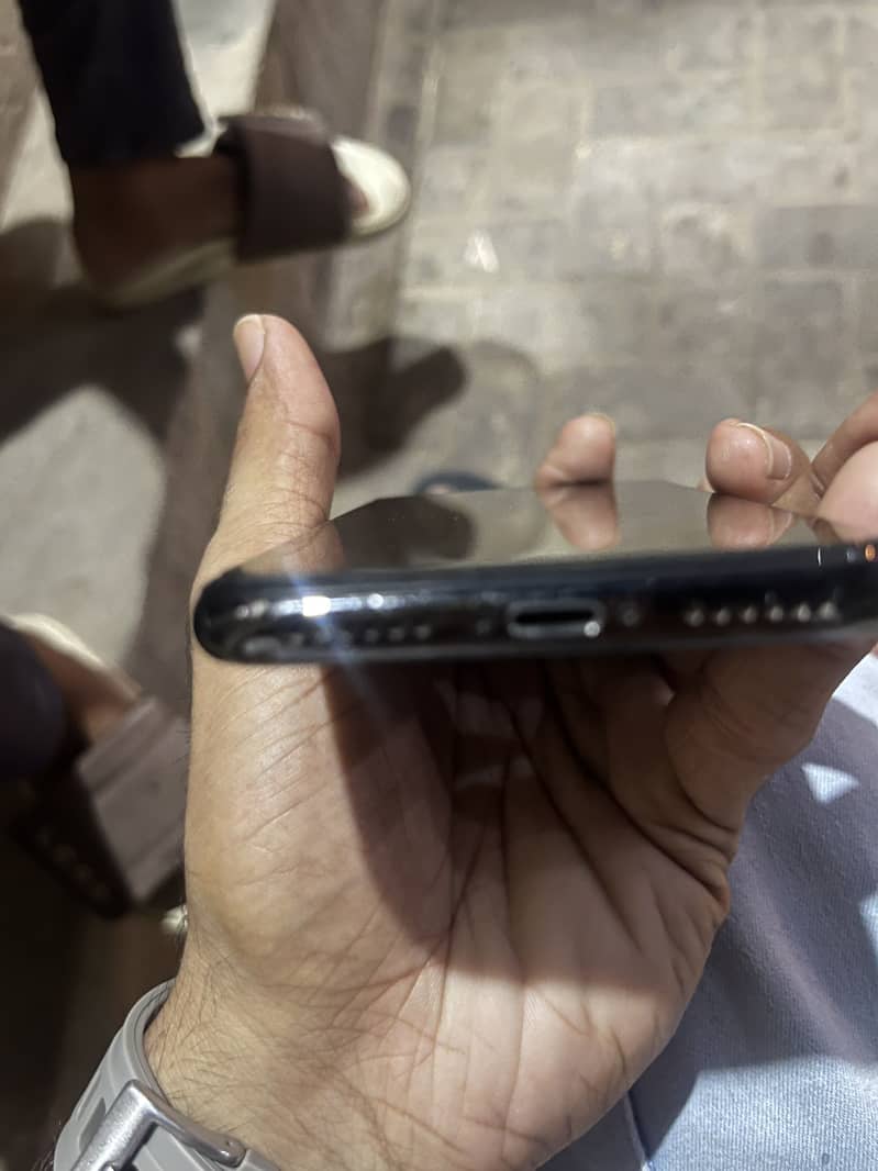 Apple iPhone X 2
