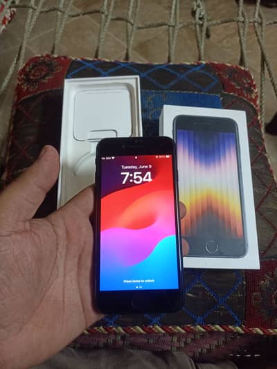 Apple iPhone SE 2022 3rd generation 64gb