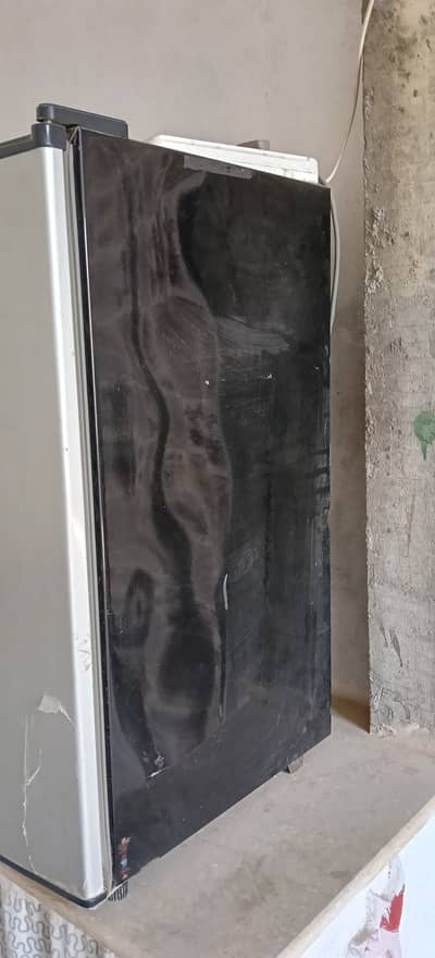 Room size fridge A One running condition
