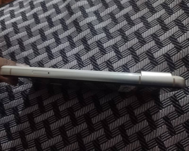 Google Pixel 8 0