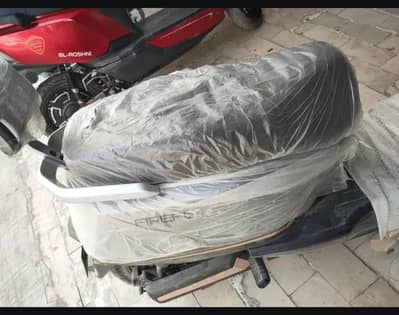 carown firefly black color 1200 km used