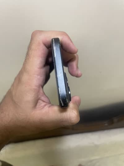 Apple iPhone 15