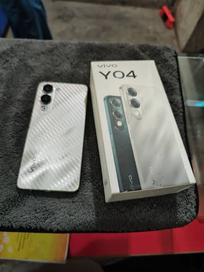 Vivo Y04 no open no repair all ok 10 by 9 lga len condition