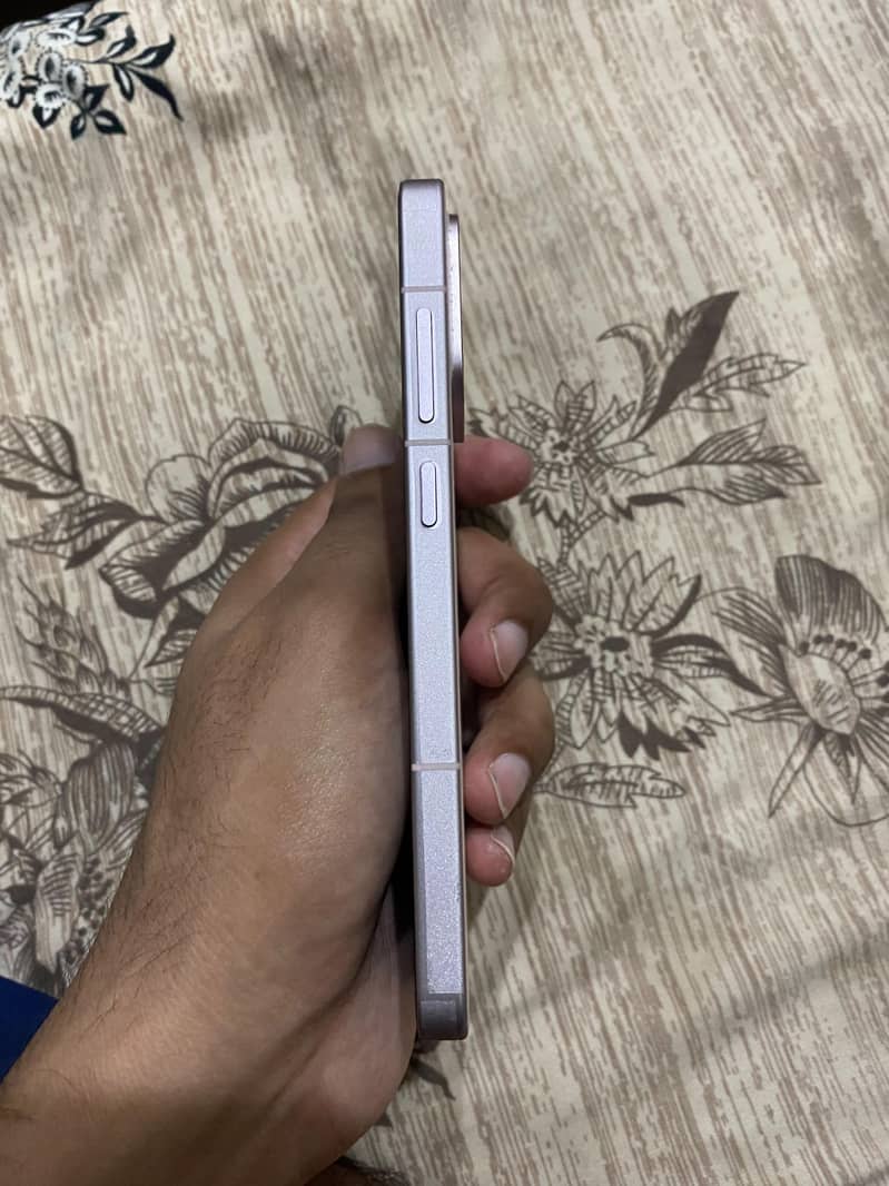 One Plus 13s 3