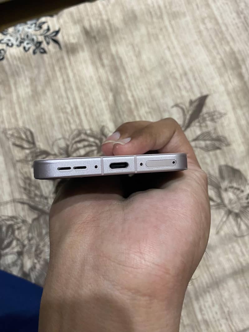 One Plus 13s 4