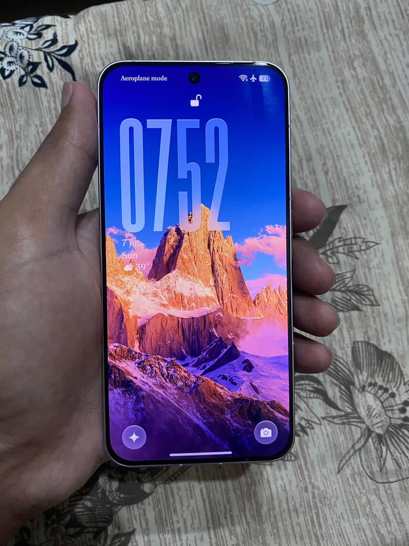 One Plus 13s 6