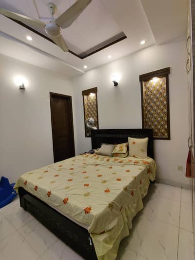 1 Seat Available for Rent in Furnished Flat | Ground Floor | Labour Colony | For Single Bachelor