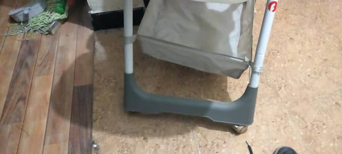 Original Disney Baby Simple Fold High Chair – Excellent Condition