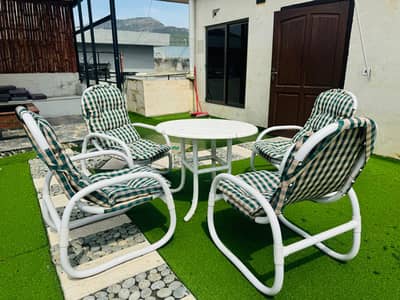 1BED FURNISH PENTHOUSE AVAILABLE DAILY BASIS WEEKLY BASIS FOR RENT IN ISLAMABAD E11 2