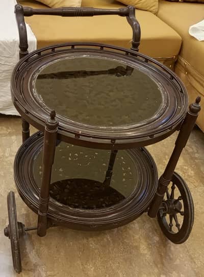 Tea Trolly kum Istamal hoi