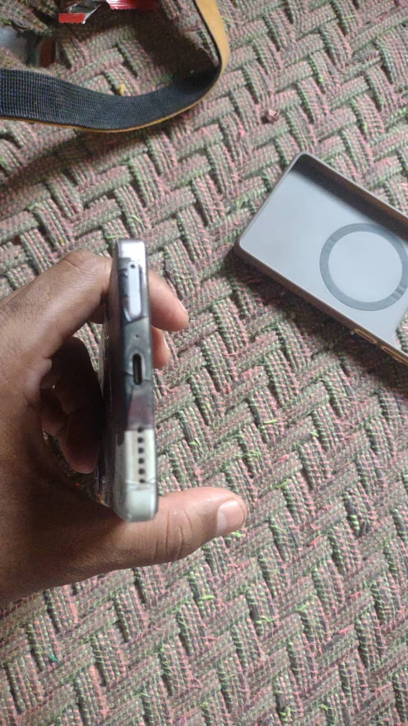 Infinix Note 50 12