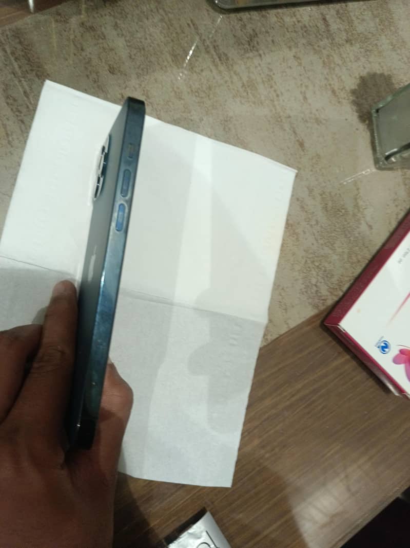 iphone 12 pro 3