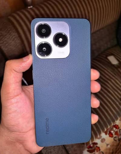 Realme C63