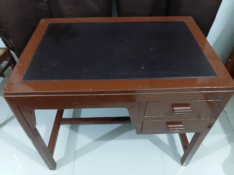 Office Table 0