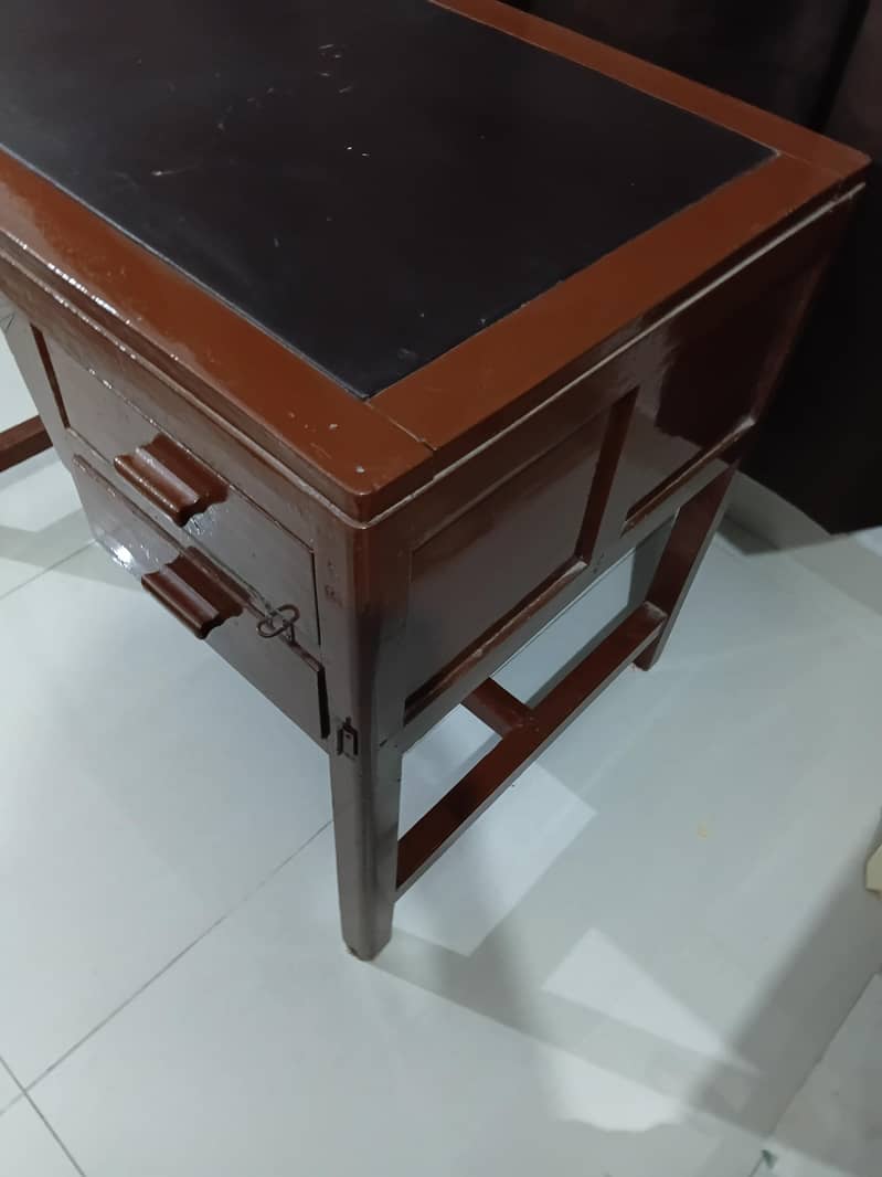 Office Table 3