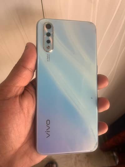Vivo S1