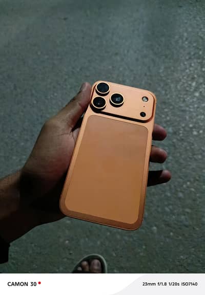 Apple iPhone XR covert 17 pro max