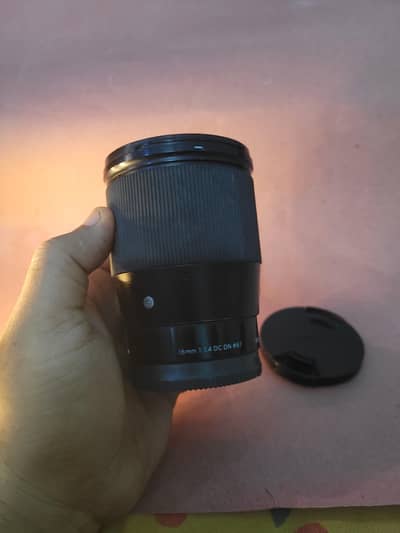 Sigma 16mm 1.4 [sony mount]