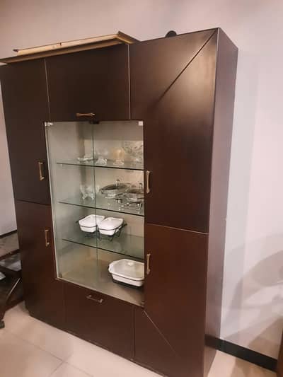 modern good condition showcase