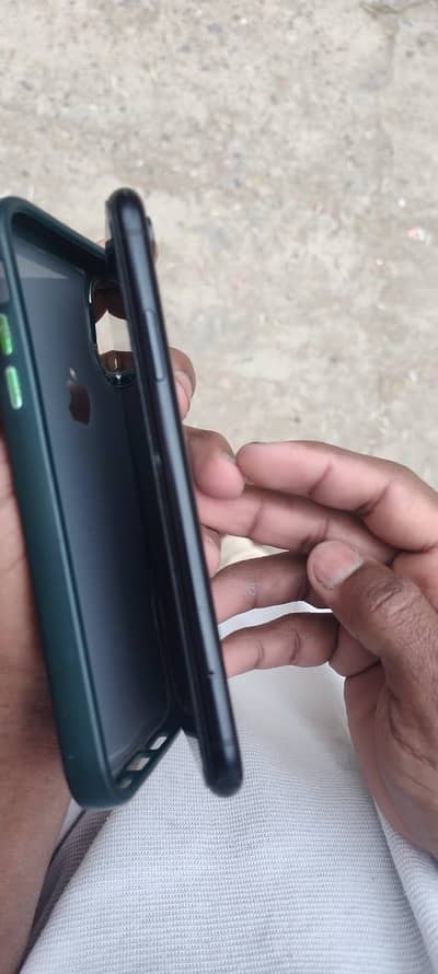 Apple iPhone XR