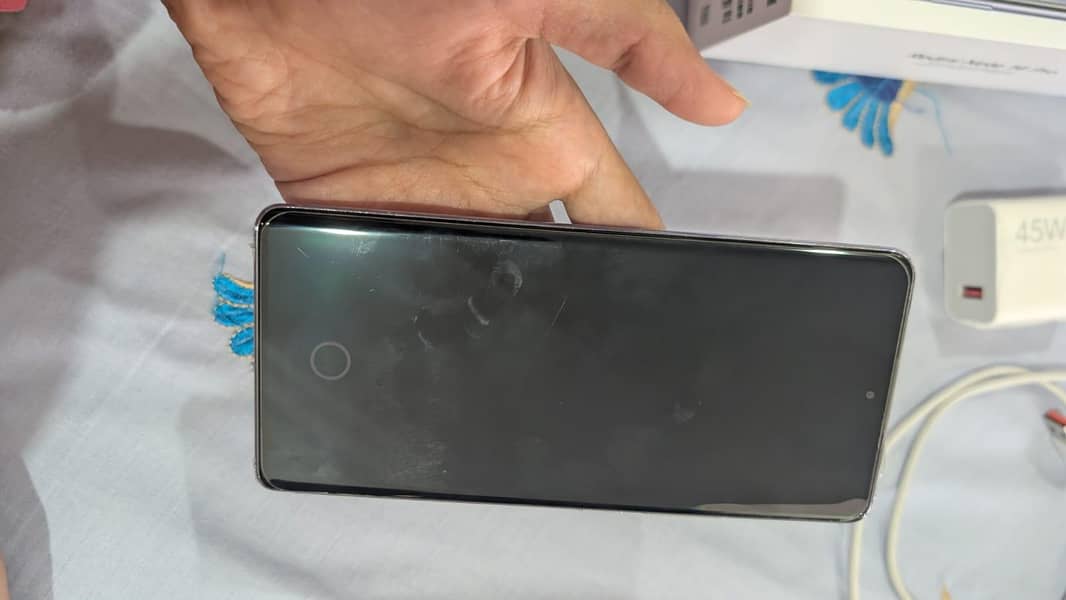 Redmi note 14 pro 4