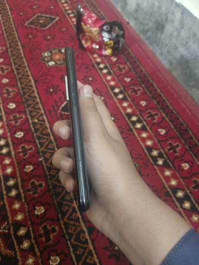 6/128 gb