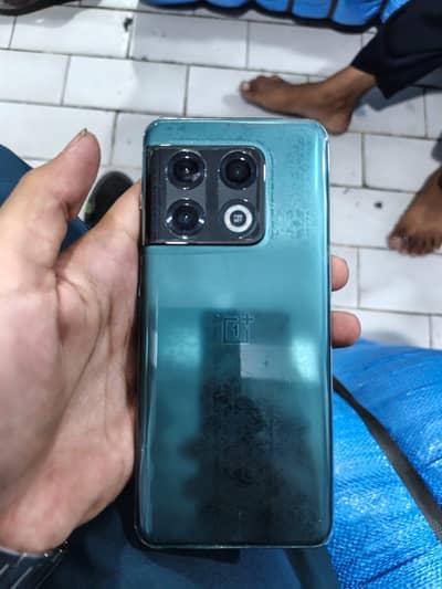 One Plus 10 Pro