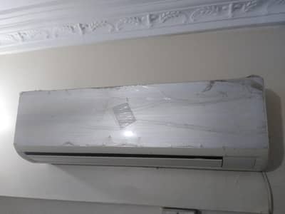 Haier 1 Ton AC Perfect condition